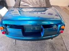 Load image into Gallery viewer, Mk1 NA Miata MX5 Lucciola Rear Conversion